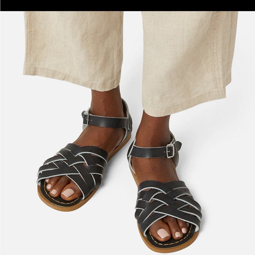 Saltwater Retro Black Sandals Size 9 Womens